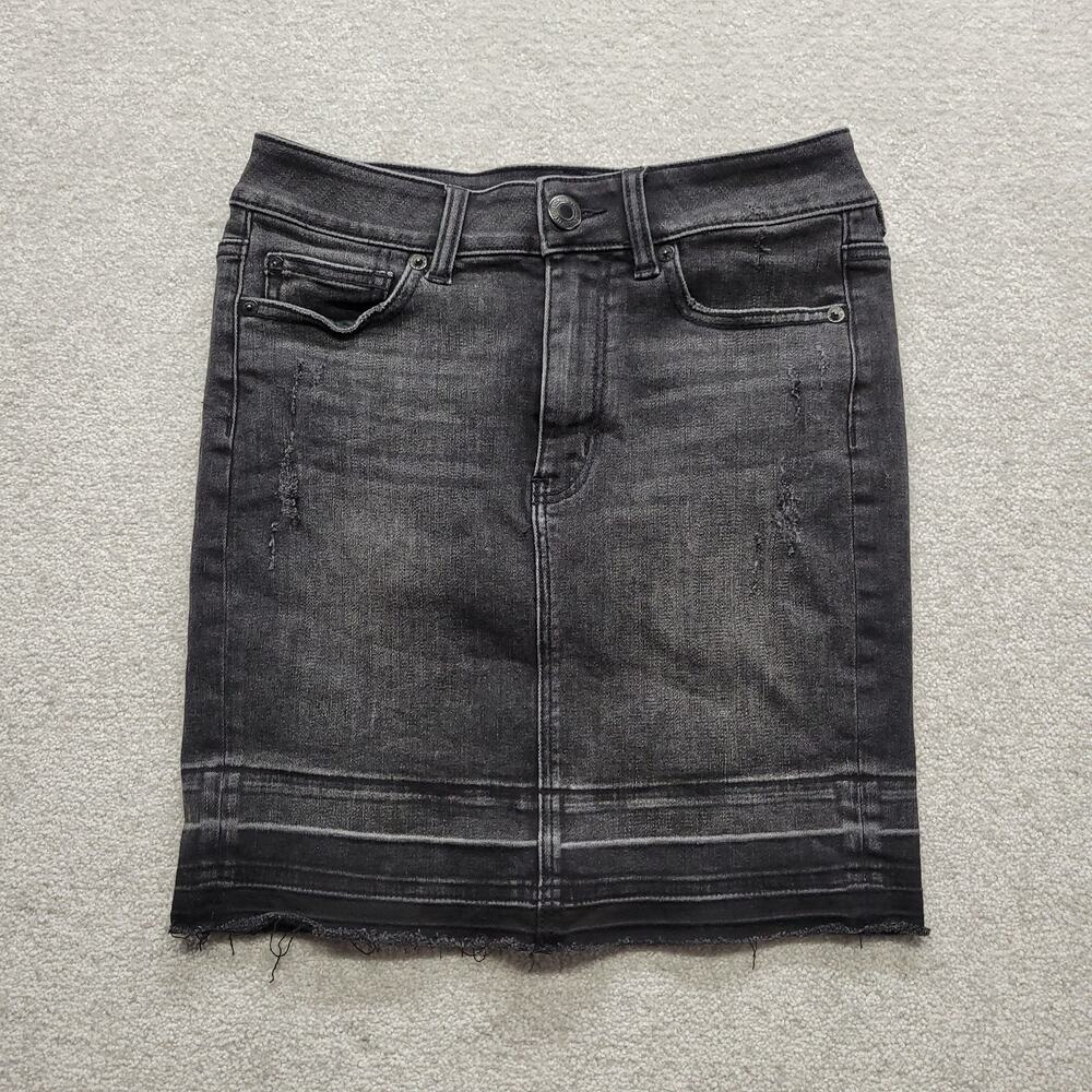 American Eagle Outfitters Women’s 4 Black Denim Jean Skirt Distressed Stretch